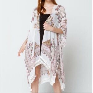 Lovestitch Floral Kimono Cardigan‎